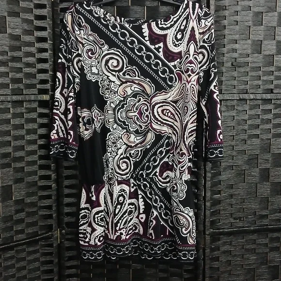 White House Black Market Black and Cream Patterned Blouse Tunic WMs SZ M - Picture 3 of 4